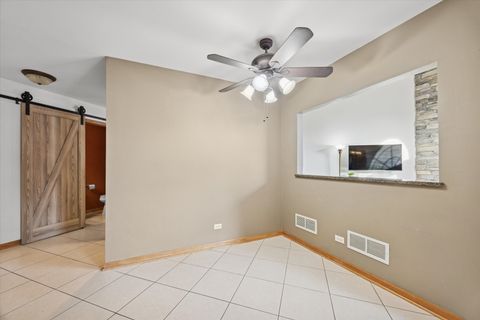 Tiny photo for 8539 Thistlewood Court, Darien, IL 60561 (MLS # 12529906)