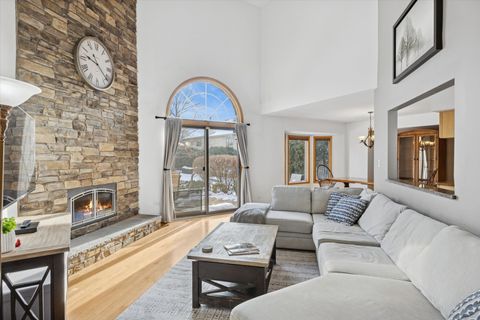 Tiny photo for 8539 Thistlewood Court, Darien, IL 60561 (MLS # 12529906)