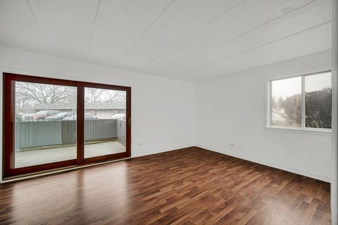 Tiny photo for 491 Timber Ridge Drive #101, Carol Stream, IL 60188 (MLS # 12538738)