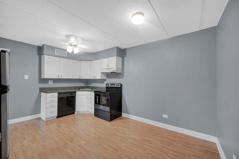 Tiny photo for 491 Timber Ridge Drive #101, Carol Stream, IL 60188 (MLS # 12538738)