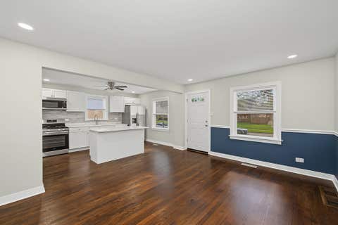 Tiny photo for 11325 S Avenue H, Chicago, IL 60617 (MLS # 12730812)