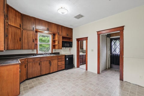 Tiny photo for 311 E Pells Street, Paxton, IL 60957 (MLS # 12769221)
