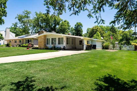 Tiny photo for 904 N School Street, Normal, IL 61761 (MLS # 12683845)