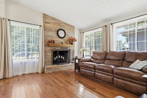 Tiny photo for 904 N School Street, Normal, IL 61761 (MLS # 12683845)