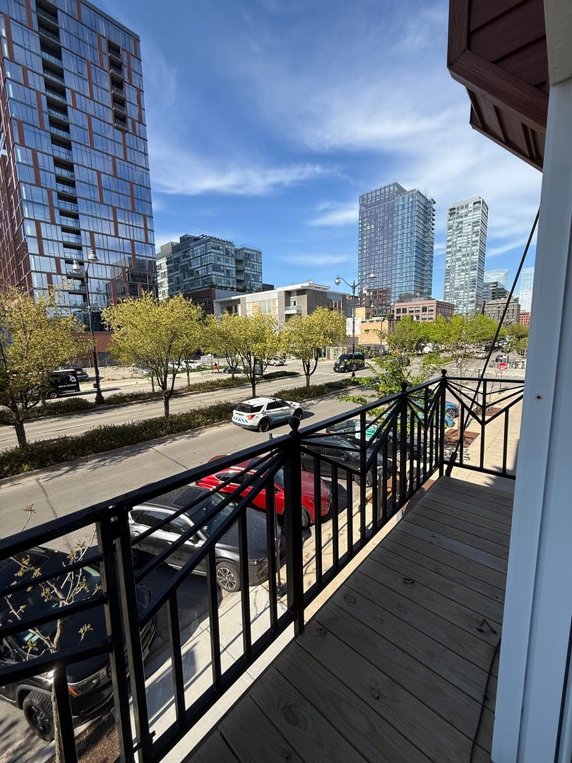 1111 W Randolph Street 2