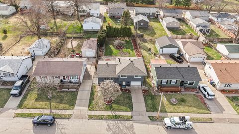 Tiny photo for 2628 N Gayman Avenue, Davenport, IA 52804 (MLS # 12605841)
