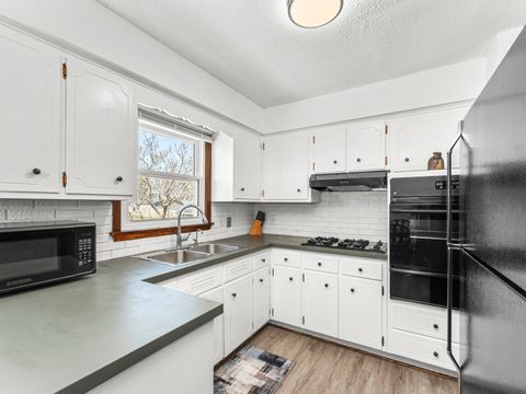 Tiny photo for 2628 N Gayman Avenue, Davenport, IA 52804 (MLS # 12605841)