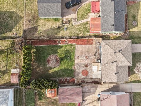 Tiny photo for 2628 N Gayman Avenue, Davenport, IA 52804 (MLS # 12605841)