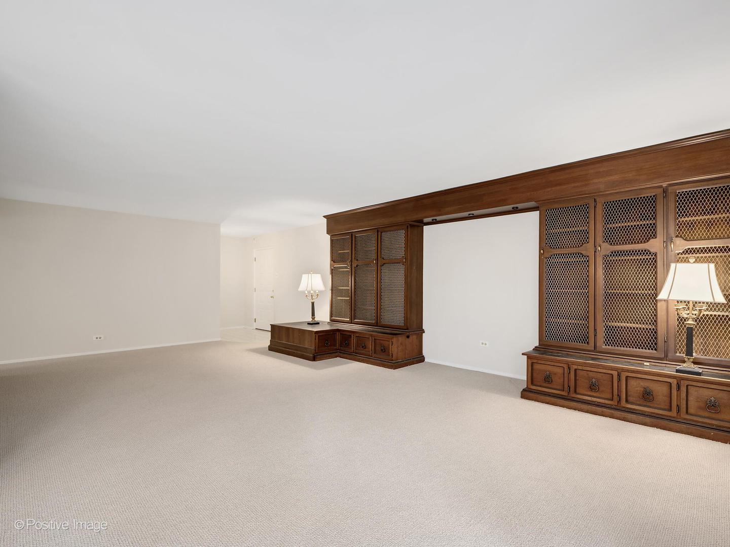 5812 Wolf Road 2