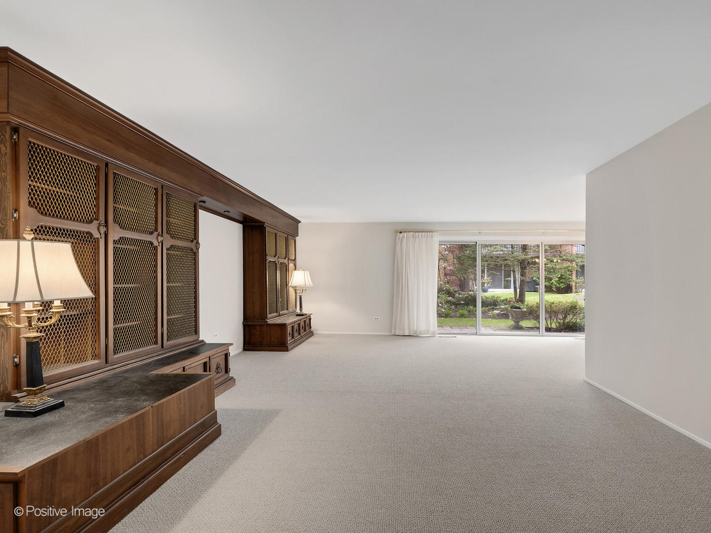 5812 Wolf Road 2