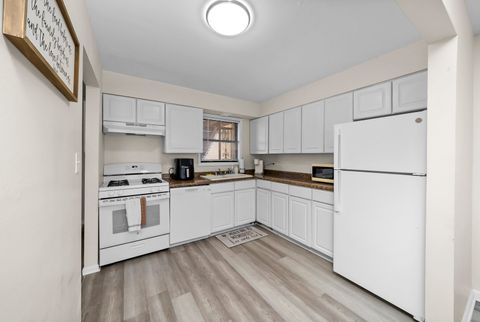 Tiny photo for 4112 192nd Court #209, Country Club Hills, IL 60478 (MLS # 12478937)