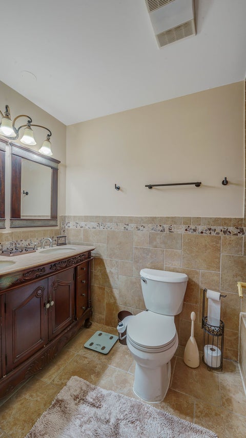 Tiny photo for 4832 W 107th Street, Oak Lawn, IL 60453 (MLS # 11949583)