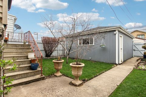 Tiny photo for 3921 N Newcastle Avenue, Chicago, IL 60634 (MLS # 12599195)