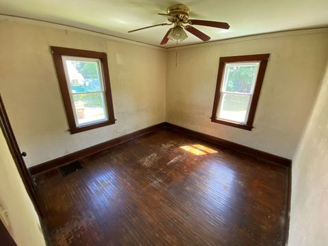 Tiny photo for 603 N Sunset Avenue, Rockford, IL 61101 (MLS # 12674835)