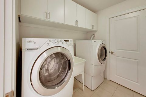 Tiny photo for 3407 N Bell Avenue #B, Chicago, IL 60618 (MLS # 12612107)