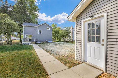 Tiny photo for 641 E Center Street, Paxton, IL 60957 (MLS # 12495090)