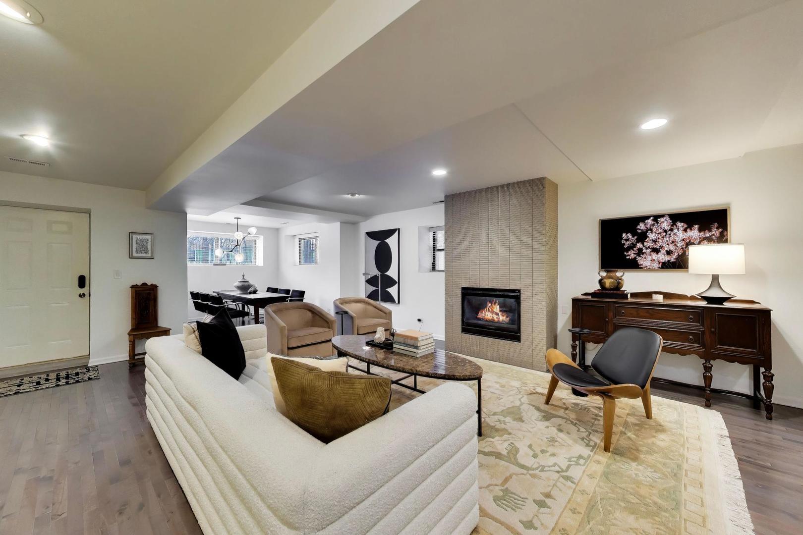 4430 N Magnolia Avenue GS