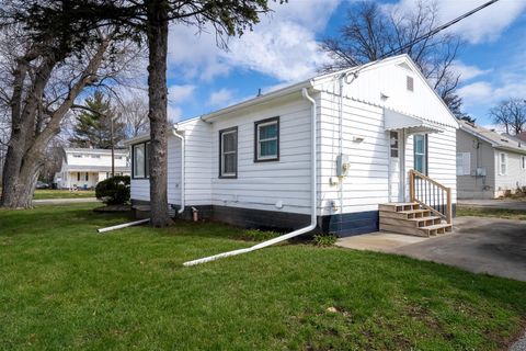 Tiny photo for 739 Hale Street, Normal, IL 61761 (MLS # 12604249)
