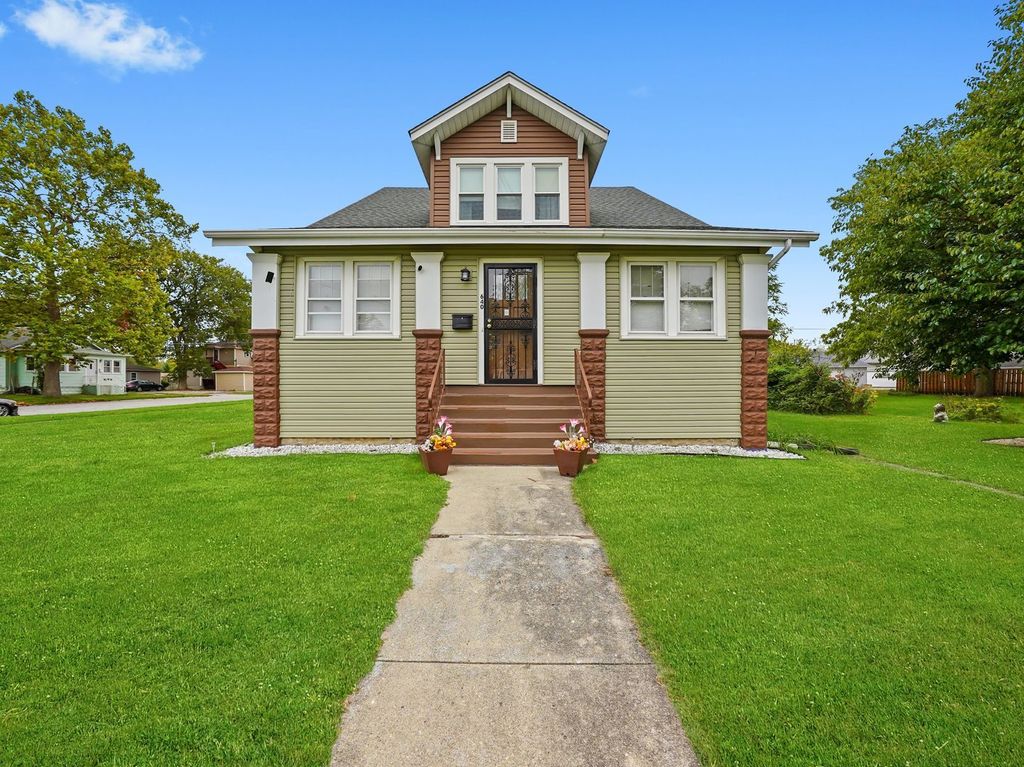 Photo for 640 2nd Street, Crete, IL 60417 (MLS # 12499225)