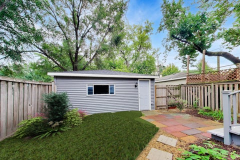 Tiny photo for 800 S Scoville Avenue, Oak Park, IL 60304 (MLS # 12763145)