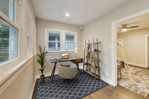 Tiny photo for 800 S Scoville Avenue, Oak Park, IL 60304 (MLS # 12763145)