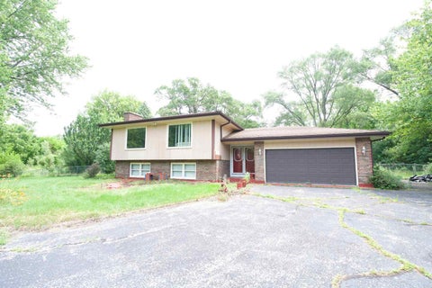 Tiny photo for 3914 Raycraft Road, Woodstock, IL 60098 (MLS # 12702310)