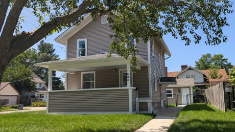 Tiny photo for 1604 Grant Avenue, Rockford, IL 61103 (MLS # 12738454)