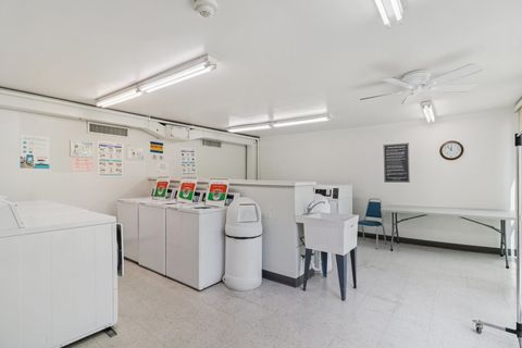 Tiny photo for 1405 E Central Road #122C, Arlington Heights, IL 60005 (MLS # 12517887)