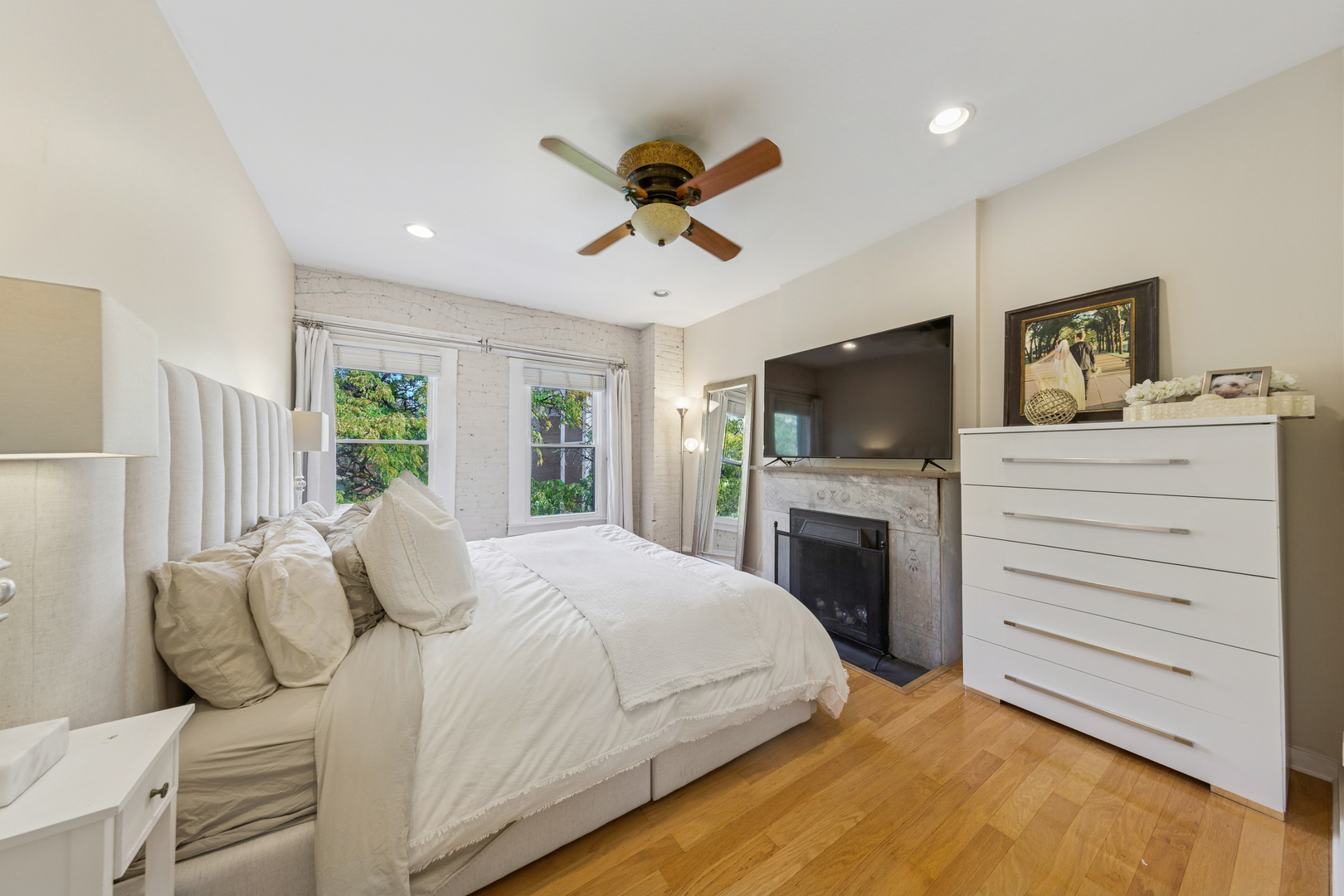 1760 N Wells Street 2A