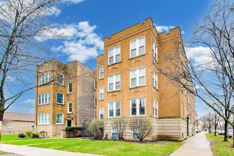 4743 W Roscoe Street 1 Chicago IL 60641