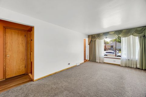 Tiny photo for 7325 S Wolcott Avenue, Chicago, IL 60636 (MLS # 12633742)