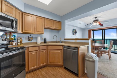 Tiny photo for 415 N Lake Street #602, Port Washington, WI 53074 (MLS # 12493285)
