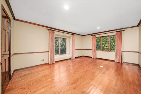 Tiny photo for 23W121 Kings Court, Glen Ellyn, IL 60137 (MLS # 12493394)