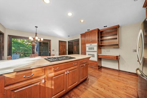Tiny photo for 23W121 Kings Court, Glen Ellyn, IL 60137 (MLS # 12493394)