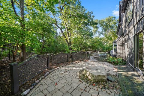 Tiny photo for 23W121 Kings Court, Glen Ellyn, IL 60137 (MLS # 12493394)