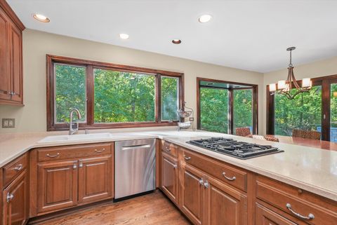 Tiny photo for 23W121 Kings Court, Glen Ellyn, IL 60137 (MLS # 12493394)
