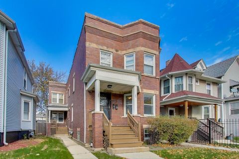 Tiny photo for 5928 W Walton Street, Chicago, IL 60651 (MLS # 12525000)