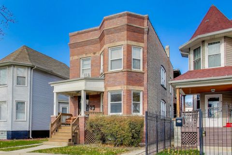 Tiny photo for 5928 W Walton Street, Chicago, IL 60651 (MLS # 12525000)
