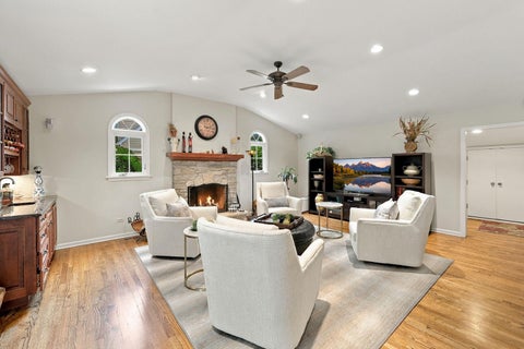 Tiny photo for 2068 N Butternut Ln Lane, Northbrook, IL 60062 (MLS # 12770984)