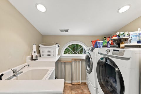 Tiny photo for 2068 N Butternut Ln Lane, Northbrook, IL 60062 (MLS # 12770984)