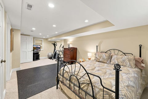 Tiny photo for 2068 N Butternut Ln Lane, Northbrook, IL 60062 (MLS # 12770984)
