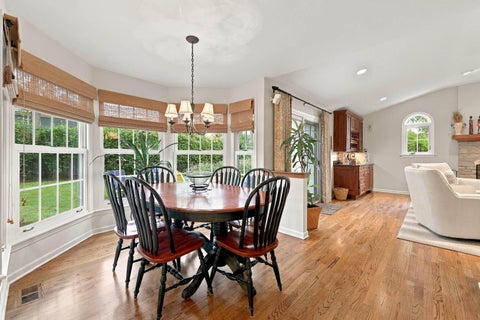 Tiny photo for 2068 N Butternut Ln Lane, Northbrook, IL 60062 (MLS # 12770984)