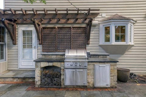 Tiny photo for 2068 N Butternut Ln Lane, Northbrook, IL 60062 (MLS # 12770984)