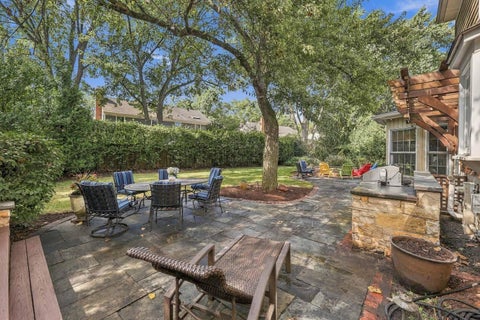 Tiny photo for 2068 N Butternut Ln Lane, Northbrook, IL 60062 (MLS # 12770984)