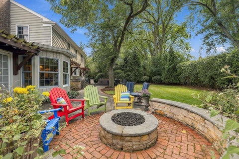 Tiny photo for 2068 N Butternut Ln Lane, Northbrook, IL 60062 (MLS # 12770984)