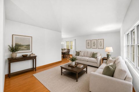 Tiny photo for 308 Chesapeake Lane, Bloomingdale, IL 60108 (MLS # 12671981)