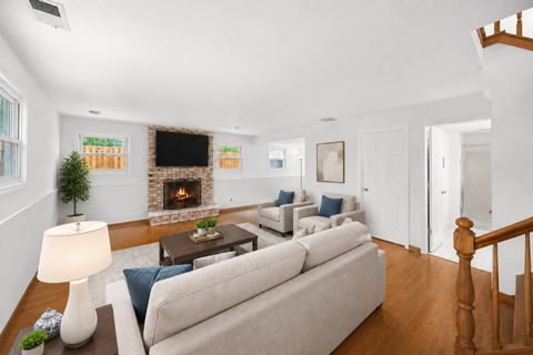 Tiny photo for 308 Chesapeake Lane, Bloomingdale, IL 60108 (MLS # 12671981)