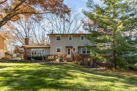 Tiny photo for 5735 Dearborn Parkway, Downers Grove, IL 60516 (MLS # 12519023)