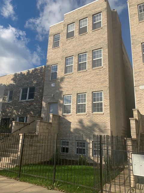 Photo of 3328 W Le Moyne Street #G, Chicago, IL 60651 (MLS # 12508320) Photo of 3328 W Le Moyne Street #G, Chicago, IL 60651 (MLS # 12508320)