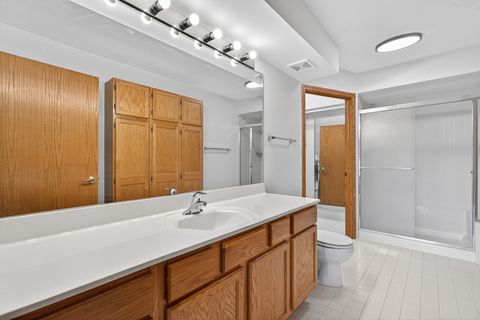 Tiny photo for 5360 N Lowell Avenue #502, Chicago, IL 60630 (MLS # 12481139)